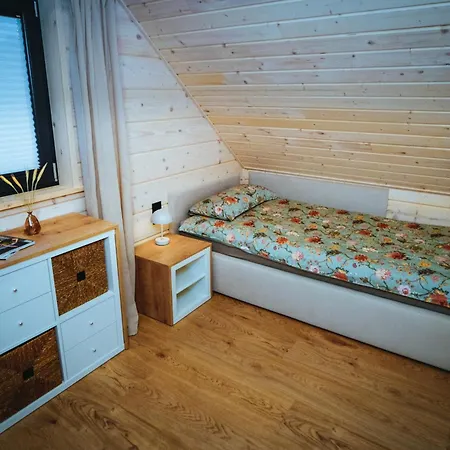 Przystanek Mazury - Nad Jeziorem * Swietajno (Olecko)