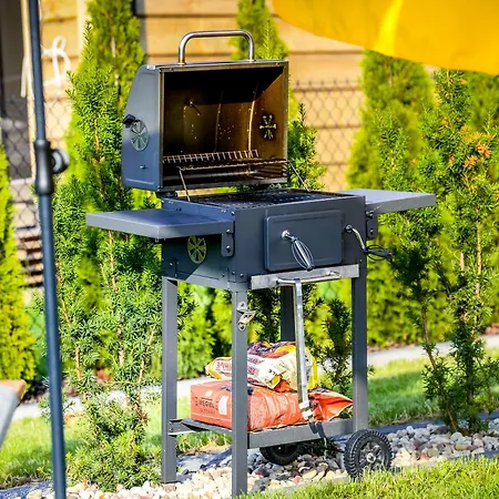 Przystanek Mazury - Nad Jeziorem *