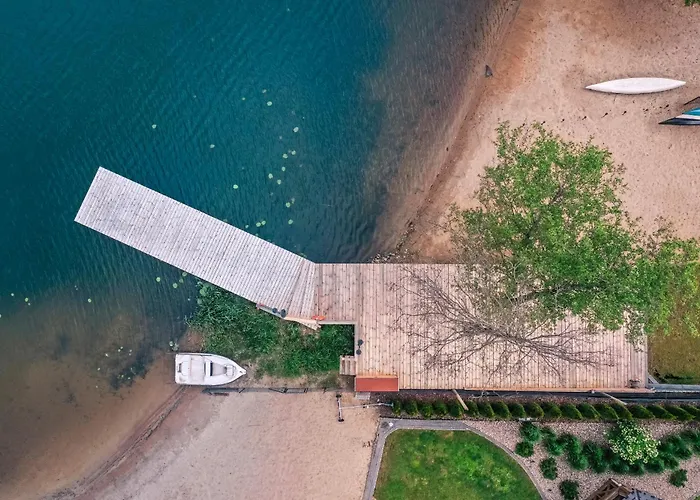 Przystanek Mazury - Nad Jeziorem Ferienhaus *