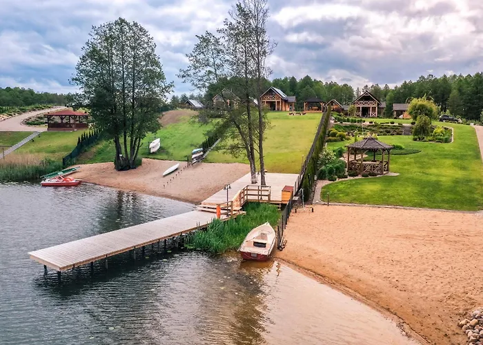 Przystanek Mazury - Nad Jeziorem